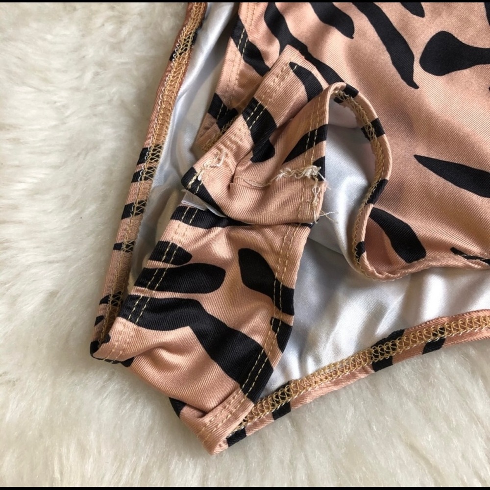 Princess Polly Tiger Bodysuit - Picture 6 of 9